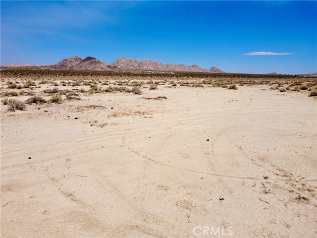 MLS #OC25155910 image #24