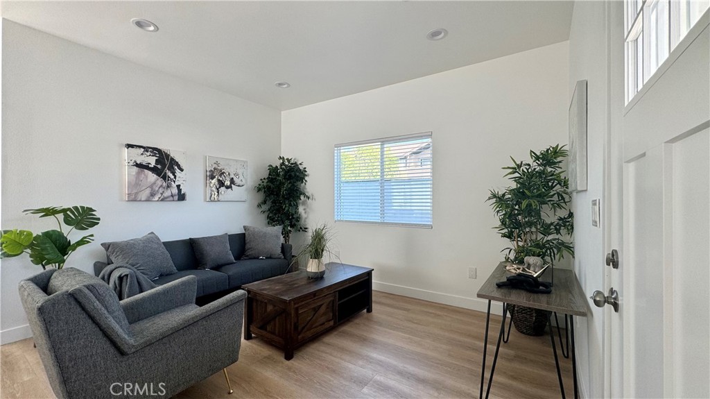 MLS #OC25156174 image #19