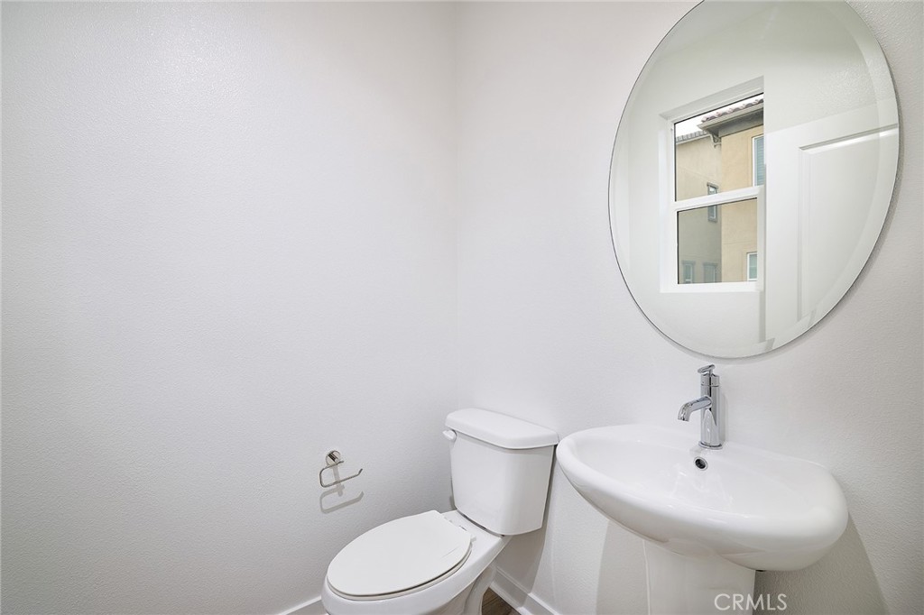 MLS #OC25156468 image #11