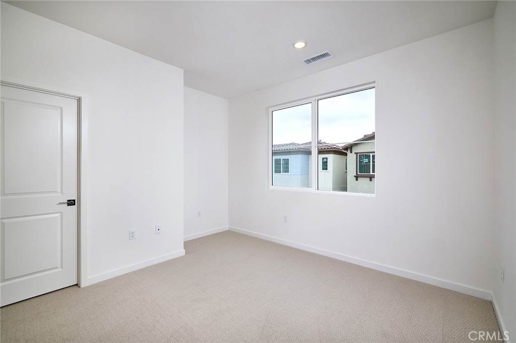 MLS #OC25156468 image #12