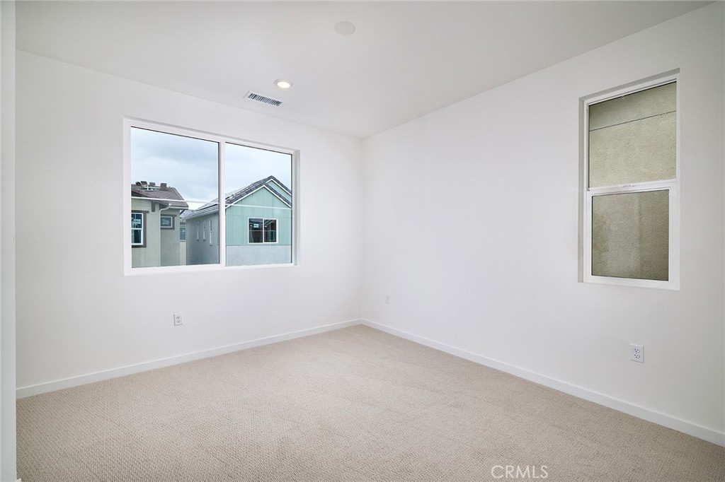 MLS #OC25156468 image #13