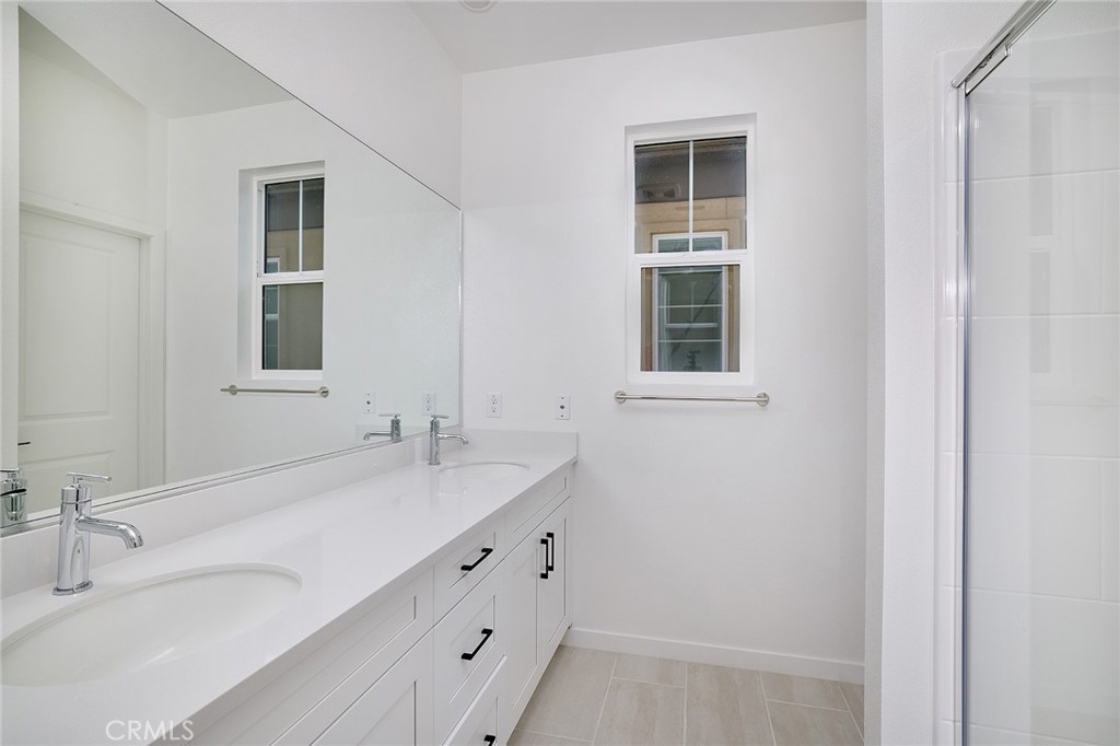 MLS #OC25156470 image #10