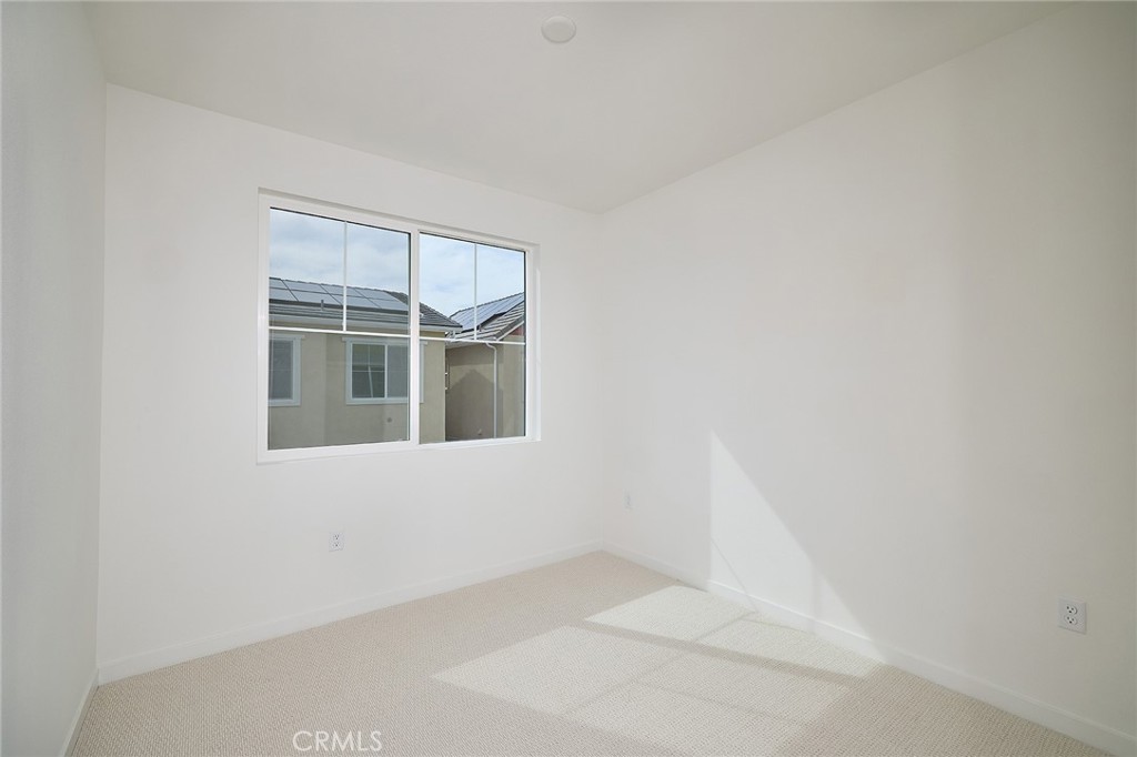 MLS #OC25156470 image #11