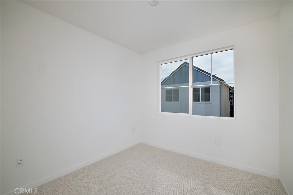 MLS #OC25156470 image #12