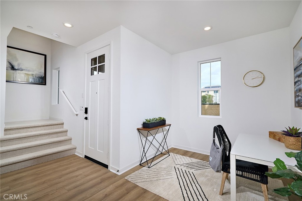 MLS #OC25156470 image #2