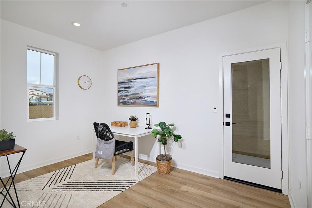 MLS #OC25156470 image #3