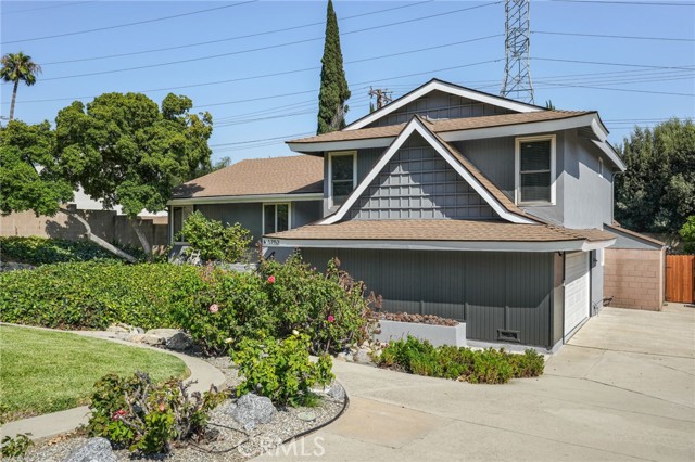 MLS #OC25156489 image #1