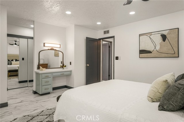 MLS #OC25156489 image #18