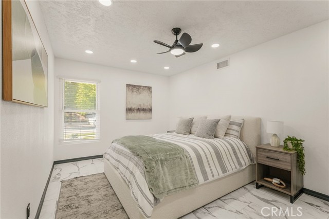 MLS #OC25156489 image #22