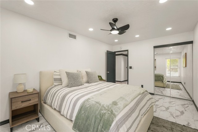 MLS #OC25156489 image #23