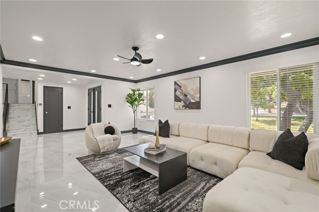 MLS #OC25156489 image #8