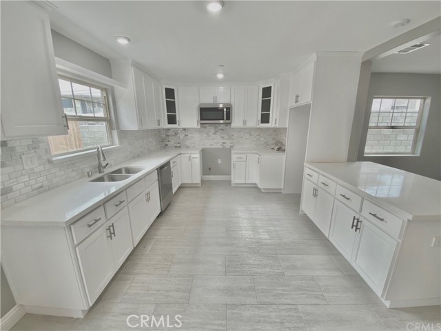 MLS #OC25156895 image #11