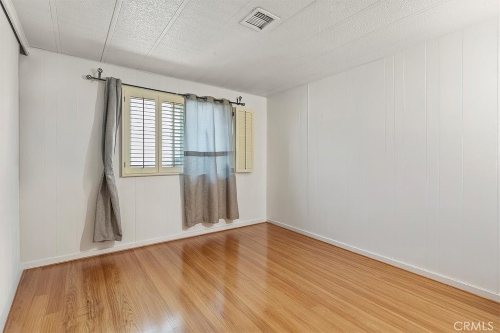 MLS #OC25157064 image #18