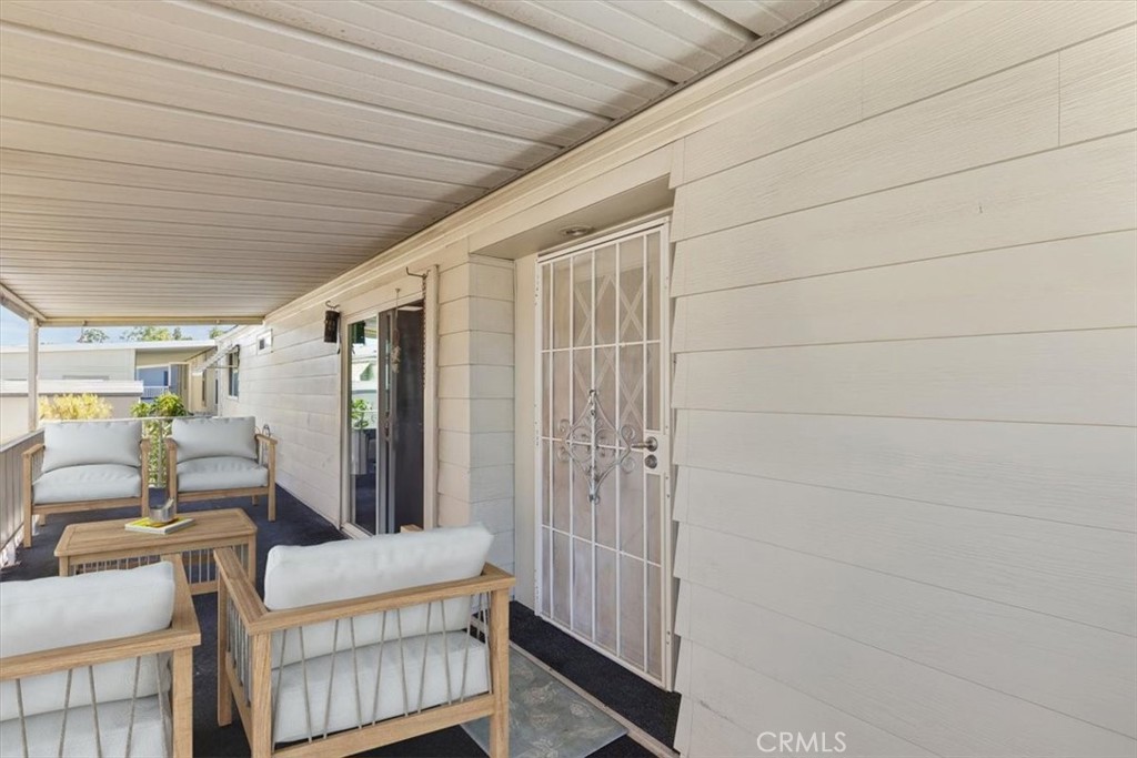 MLS #OC25157064 image #2