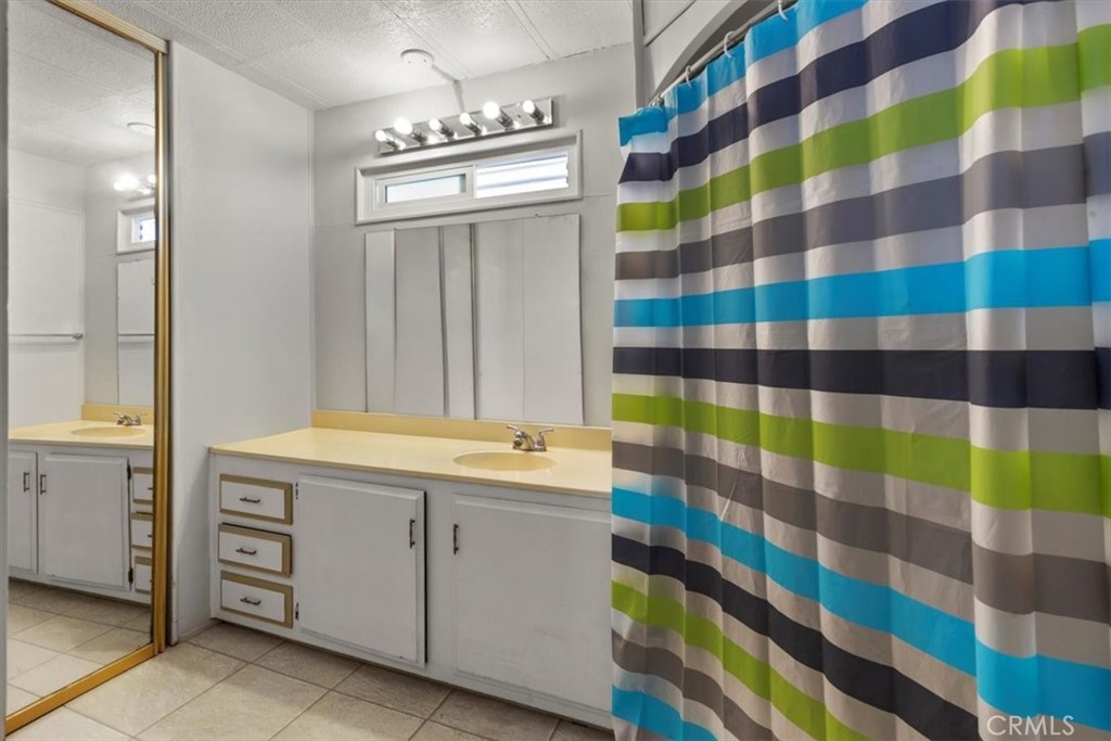 MLS #OC25157064 image #21