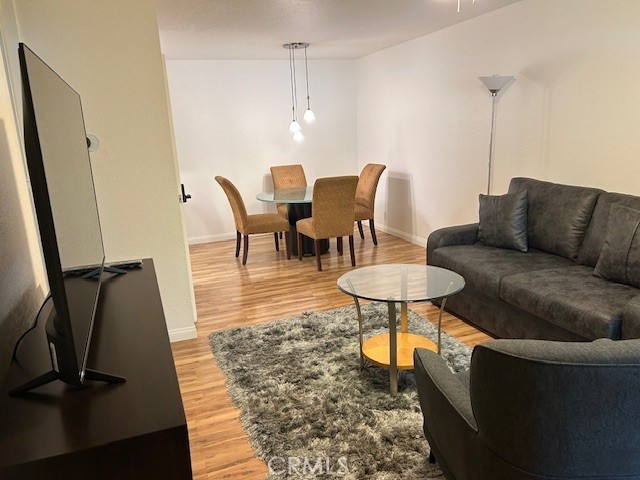 MLS #OC25157165 image #4