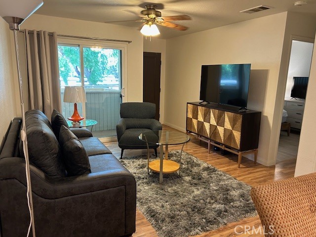 MLS #OC25157165 image #5