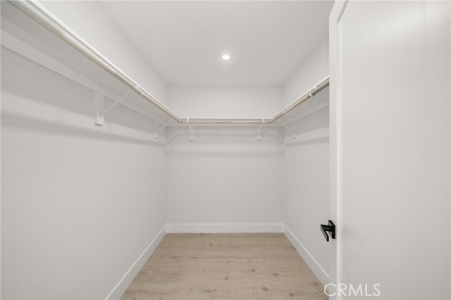 MLS #OC25157205 image #24