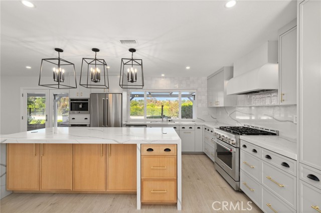 MLS #OC25157205 image #3