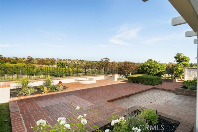 MLS #OC25157205 image #33