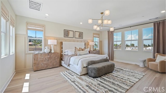 MLS #OC25157594 image #11