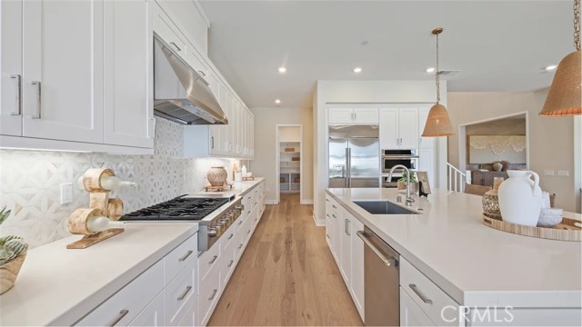 MLS #OC25157594 image #3