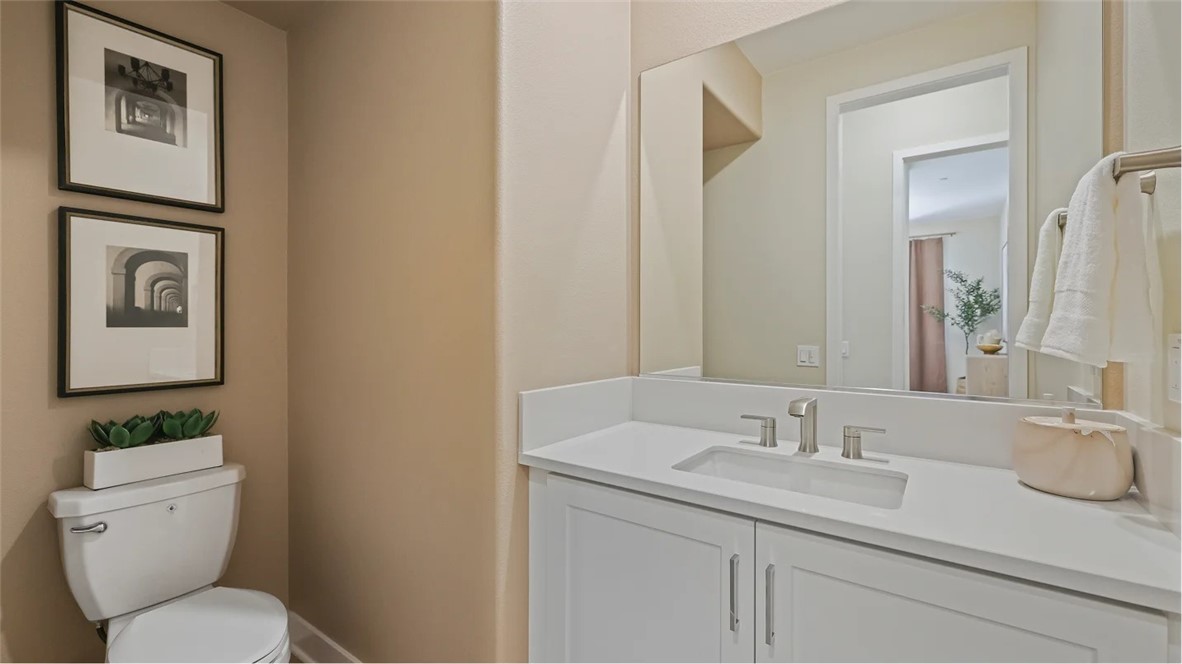 MLS #OC25157594 image #9