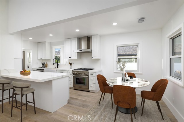 MLS #OC25157821 image #4