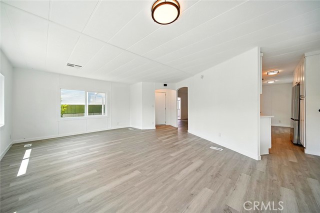 MLS #OC25157910 image #7