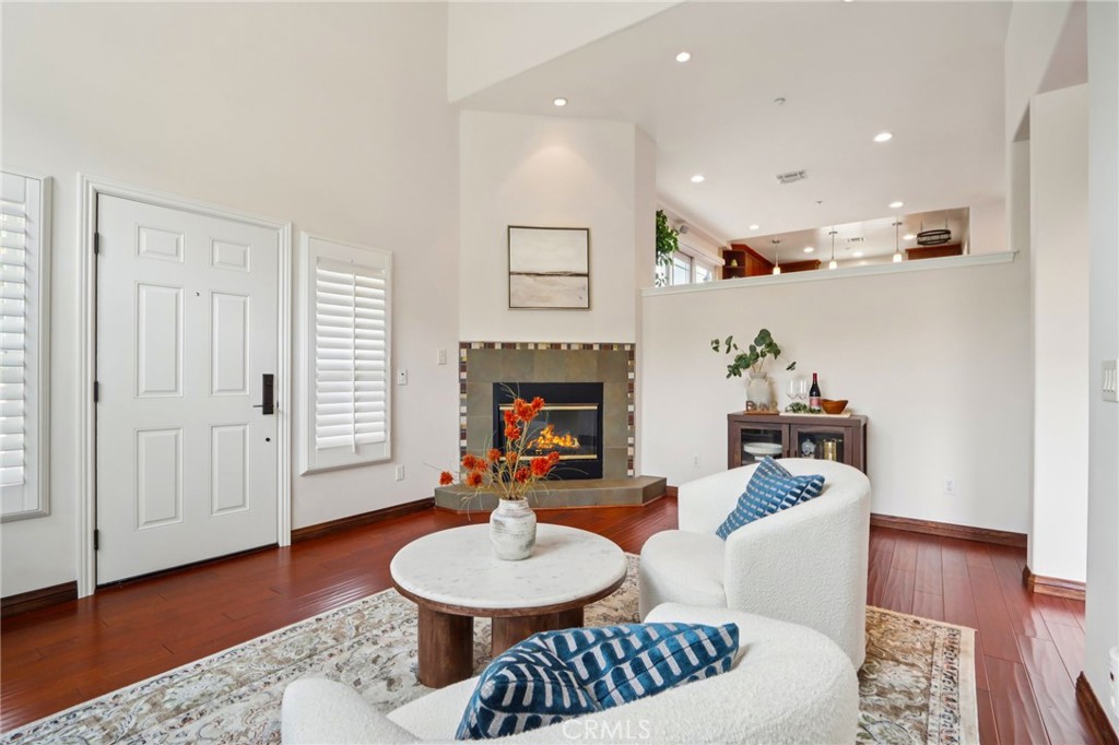 MLS #OC25158032 image #11