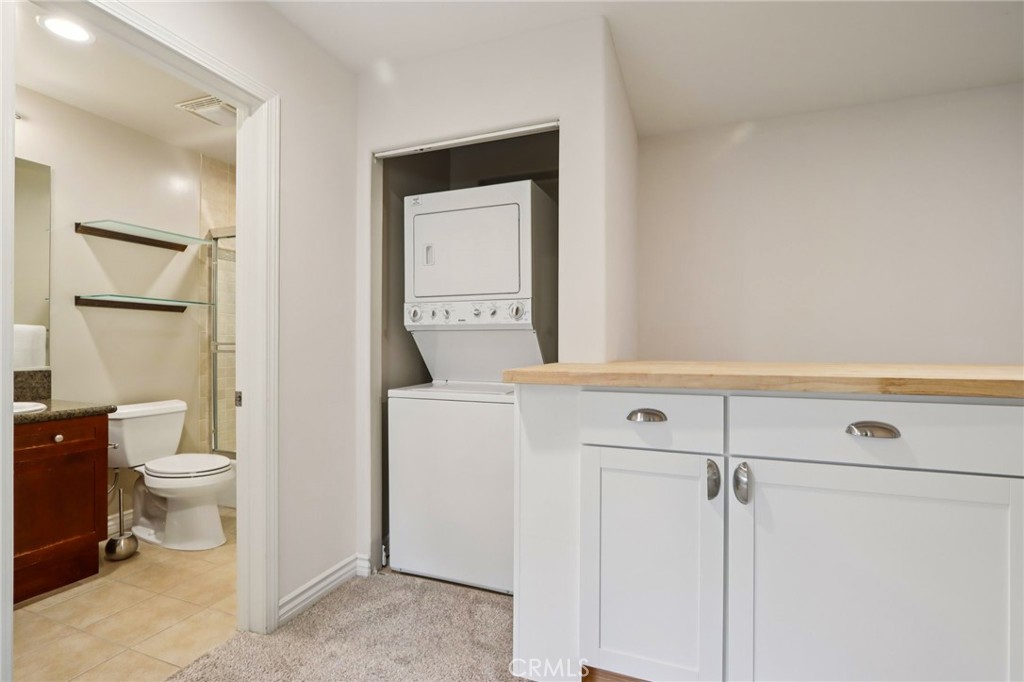 MLS #OC25158032 image #16