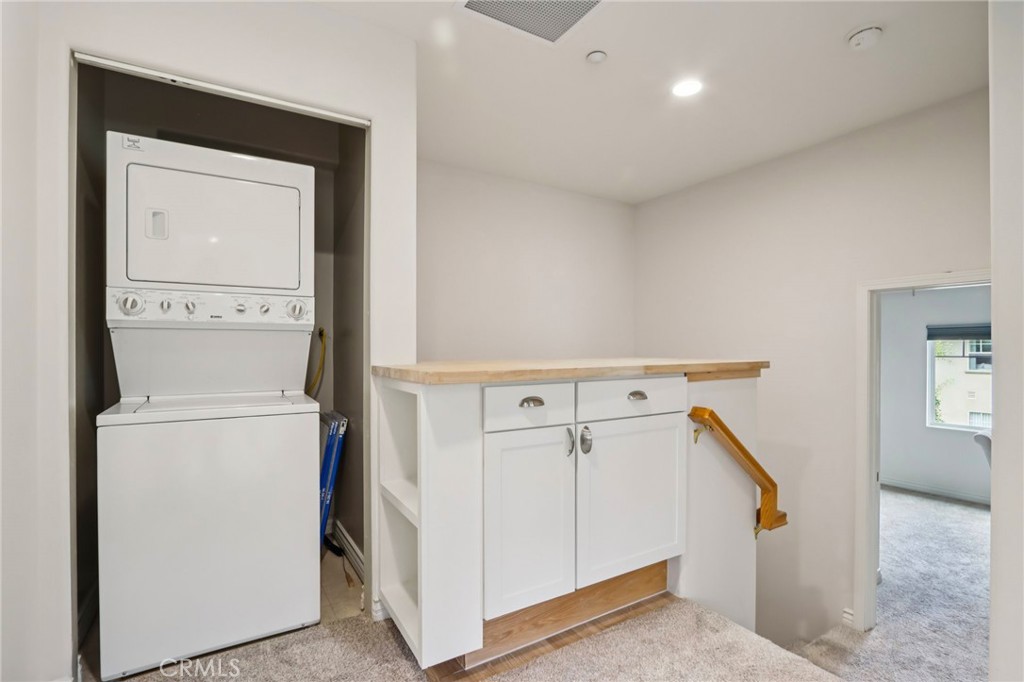 MLS #OC25158032 image #17