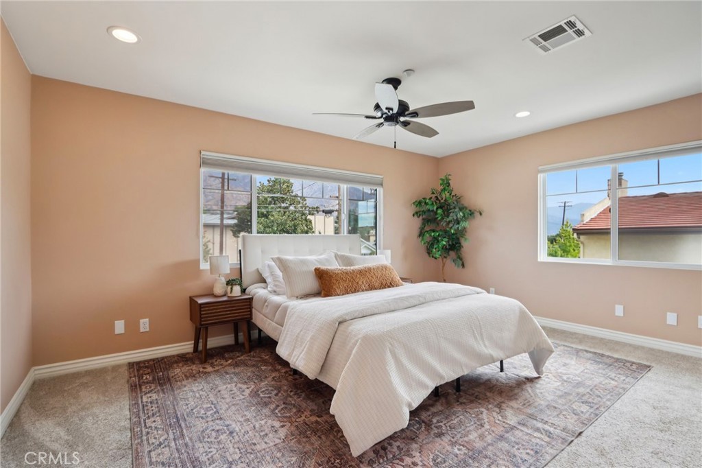 MLS #OC25158032 image #18