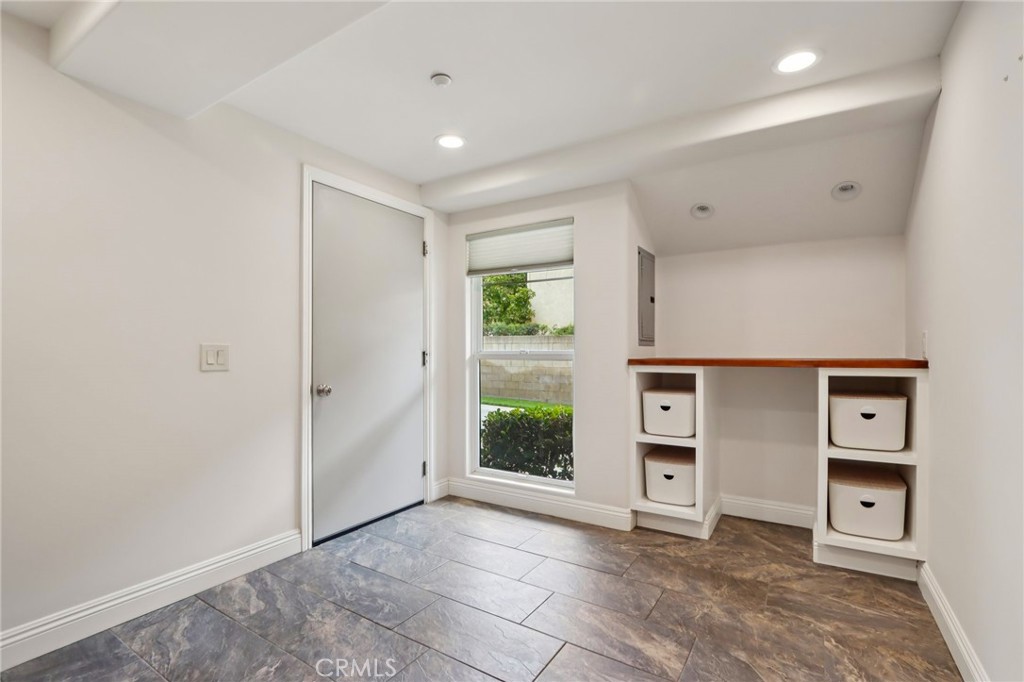 MLS #OC25158032 image #22