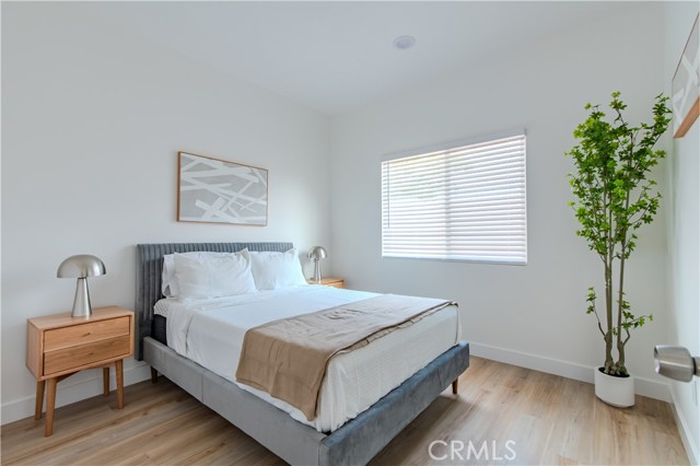 MLS #OC25158558 image #20