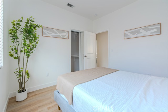 MLS #OC25158558 image #21