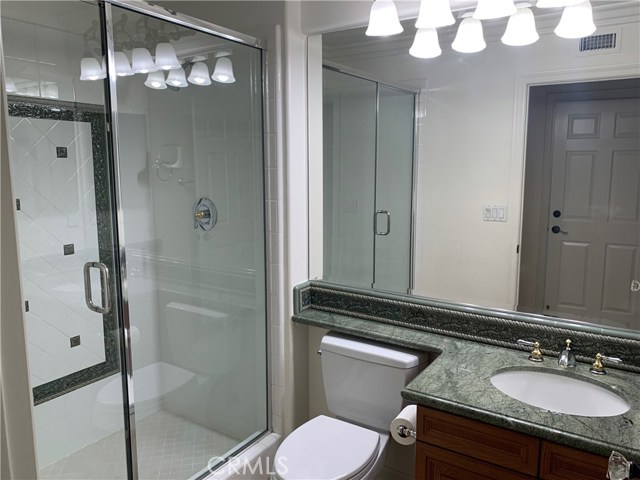 MLS #OC25158639 image #12