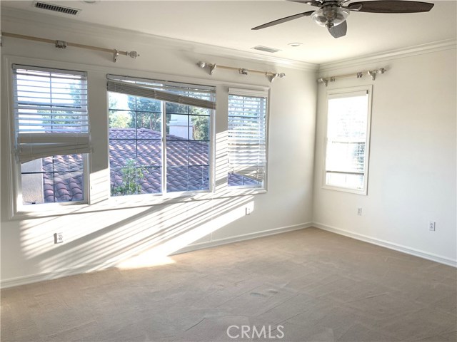 MLS #OC25158639 image #14