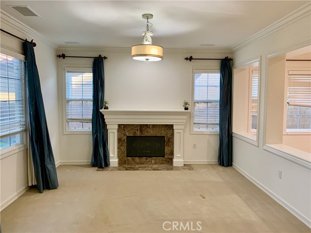 MLS #OC25158639 image #2