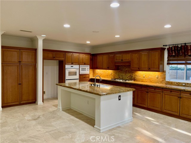 MLS #OC25158639 image #4