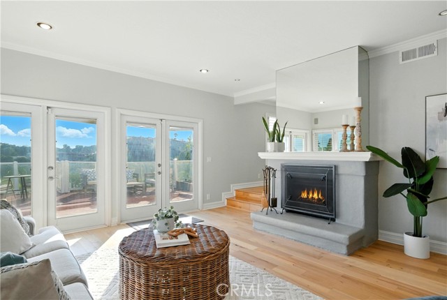 MLS #OC25158756 image #15