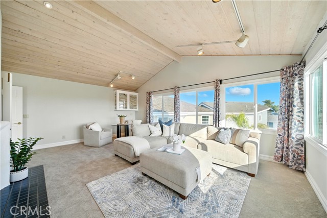 MLS #OC25158756 image #19