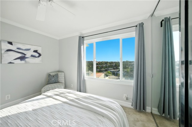 MLS #OC25158756 image #24