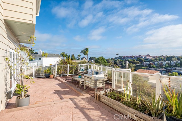 MLS #OC25158756 image #8