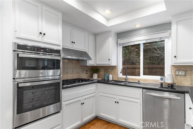 MLS #OC25158756 image #9