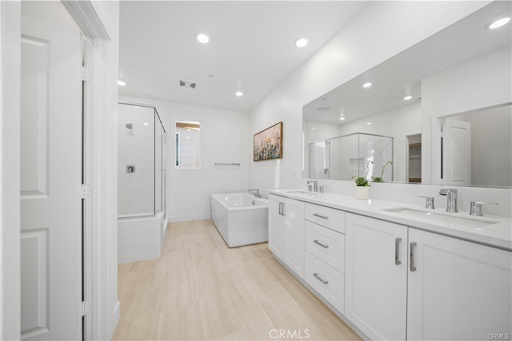 MLS #OC25159029 image #27