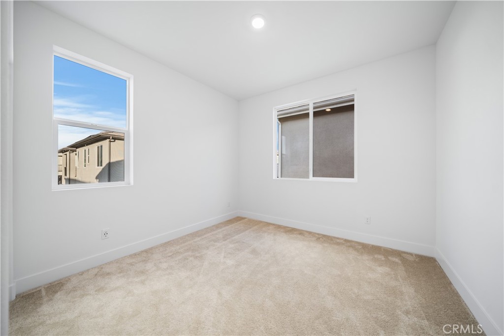 MLS #OC25159029 image #36