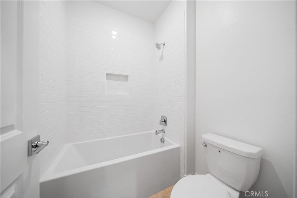 MLS #OC25159029 image #37