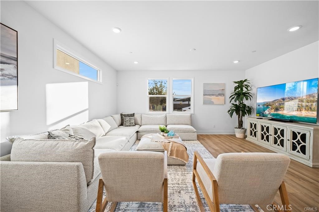 MLS #OC25159029 image #6