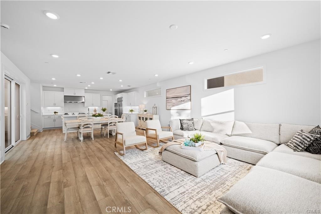 MLS #OC25159029 image #8